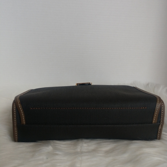 Dunhill Toiletry Bag - Picture 5 of 9